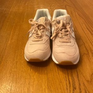 Pink New balance Sneakers